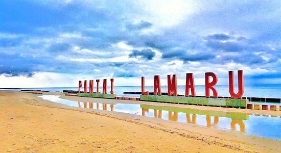 Pantai Lamaru